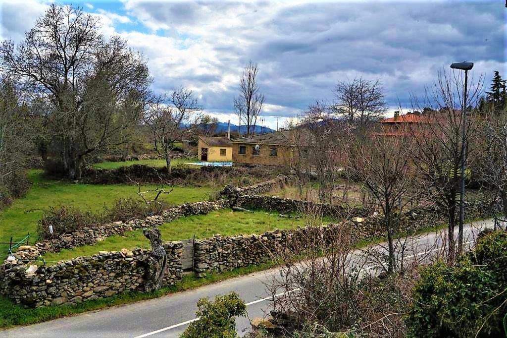 Casa Rural El Remolon Pinuecar 外观 照片